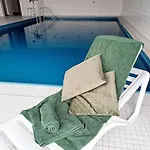Apartamento Schwarzwald-traum Mit Pool Und Sauna Unterkirnach