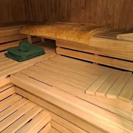 Schwarzwald-traum Mit Pool Und Sauna Apartment Unterkirnach